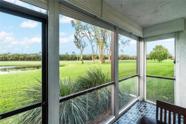 Hollybrook Golf & Tennis Club, 9611 N Hollybrook Lake Dr #107, Pembroke Pines, Florida 33025, image 3