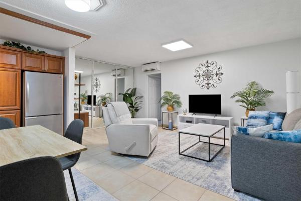 Eldorado Country Club Towers, 161 NE 10th Ave #5B, Hallandale Beach, Florida 33009, image 1