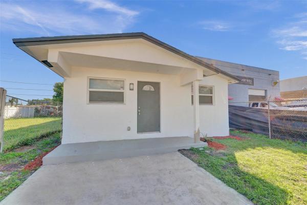 West Hollywood Trailer City, 5814 Plunkett St, Hollywood, Florida 33023, image 1
