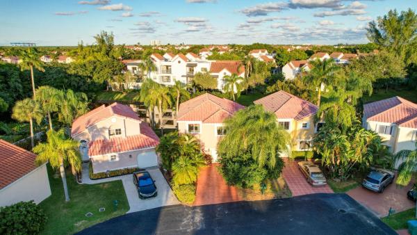 Sheridan Ocean Club, 1346 SE 5th Ct, Dania Beach, Florida 33004, image 1