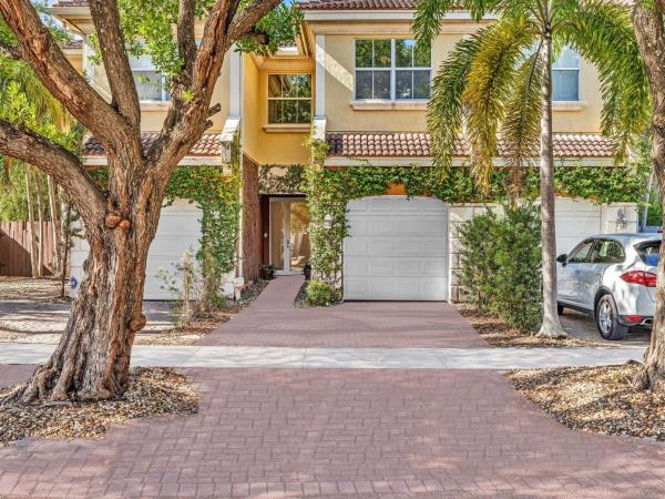 Bella Caprese Townhomes, 1139 NE 13th Ave #1139, Fort Lauderdale, Florida 33304, image 1