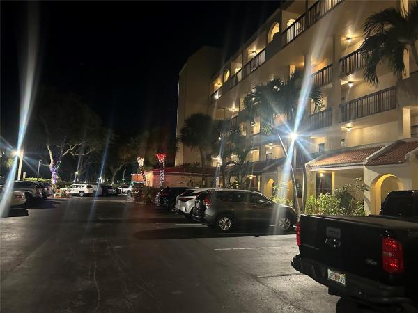 Inverlake Of Inverrary, 3650 Environ Blvd #401, Lauderhill, Florida 33319, image 1