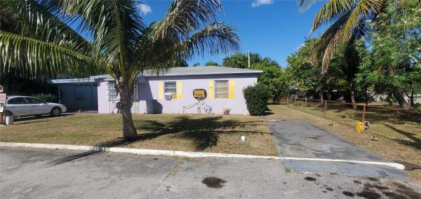 Lauderdale Manor, 1511 NW 12th St, Fort Lauderdale, Florida 33311, image 1