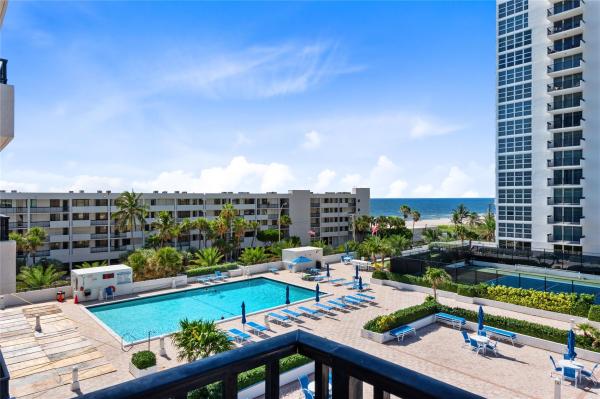 Silver Thatch Atlantic Plaza, 531 N Ocean Blvd #706, Pompano Beach, Florida 33062, image 1
