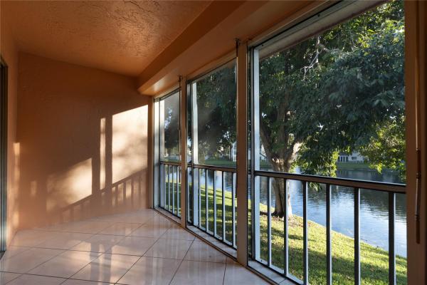 Bahama Village, 1202 Bahama Bnd #I2, Coconut Creek, Florida 33066, image 1