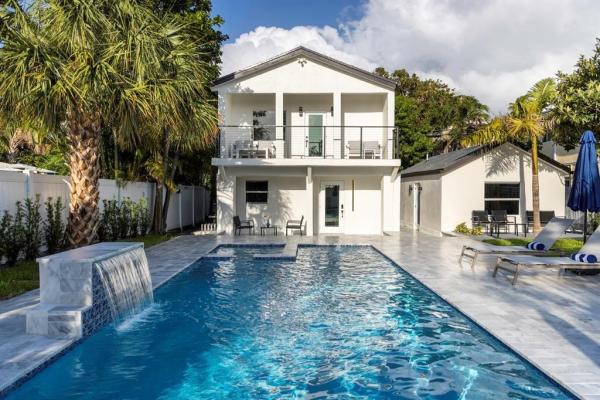 Lauderdale By The Sea No HOA, 4558 Bougainvilla Dr, Lauderdale By The Sea, Florida 33308, image 1