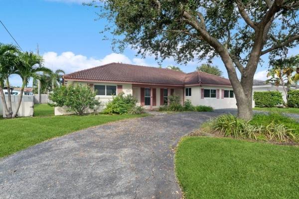 Golf Estates, 4711 NE 28th Ave, Fort Lauderdale, Florida 33308, image 1
