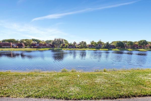 The Lakes At Boca Rio, 8073 Boca Rio Dr, Boca Raton, Florida 33433, image 2