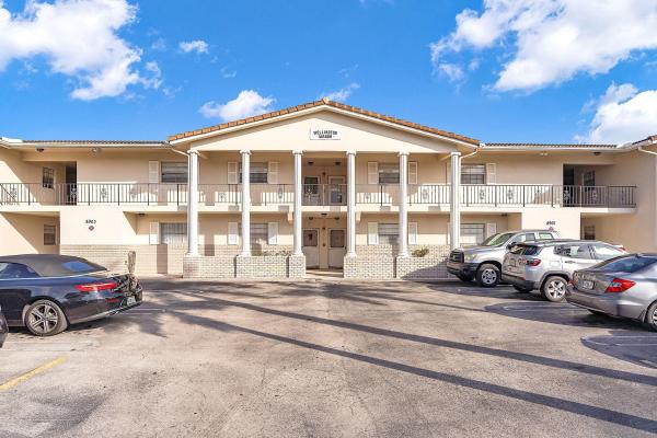 Wellington Manor, 8901 NW 38th Dr #202, Coral Springs, Florida 33065, image 1