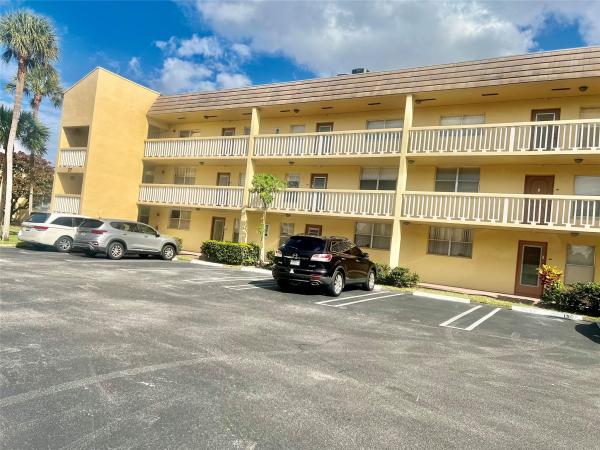 Bermuda Club, 5750 NW 64th Ave #202, Tamarac, Florida 33319, image 1