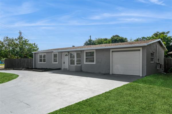 Boynton Ridge, 2513 NE 3rd St, Boynton Beach, Florida 33435, image 1