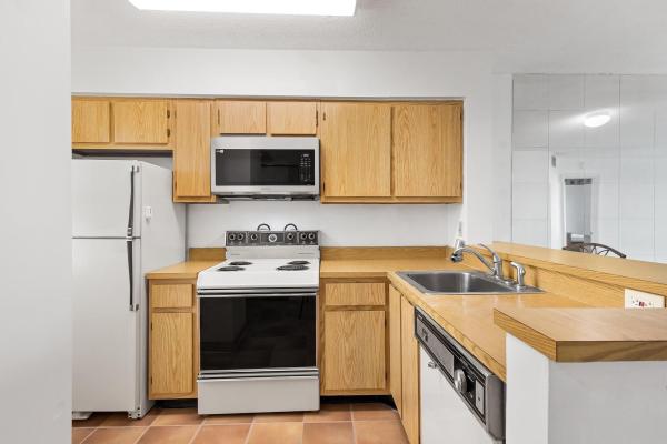 Gathering Place At Cypress Bend, 2106 S Cypress Bend Dr #508, Pompano Beach, Florida 33069, image 1