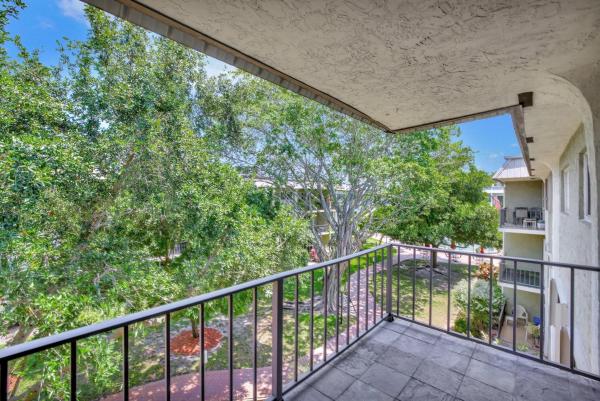 River Manor, 3000 NE 5th Ter #315-A, Wilton Manors, Florida 33334, image 2