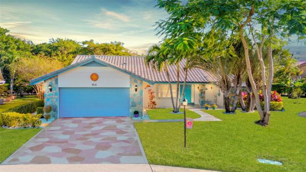 Boca Fontana, 9531 Trivolo Pl, Boca Raton, Florida 33434, image 1