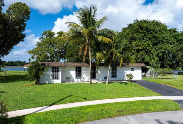 Heathgate, 6809 NW 80th Ct, Tamarac, Florida 33321, image 1