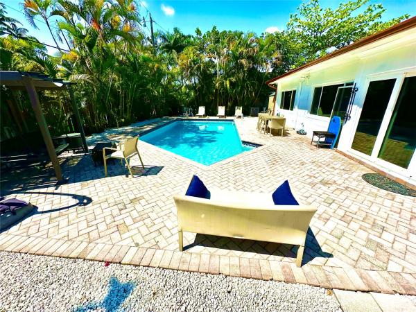 Macarthur Park, 1642 NE 8th St, Fort Lauderdale, Florida 33304, image 1