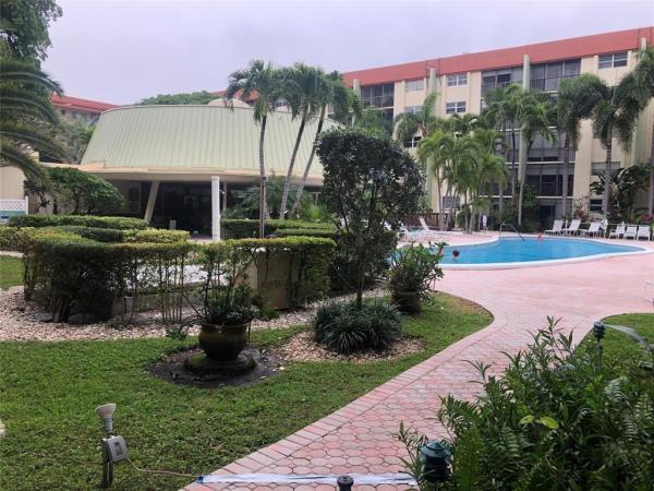 Cross Fox, 5300 NE 24th Ter #334 C, Fort Lauderdale, Florida 33308, image 1