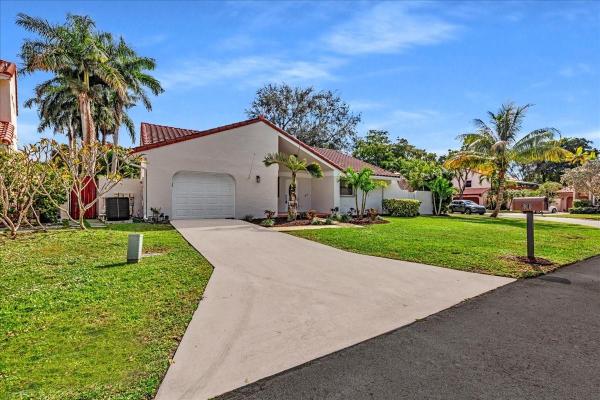 Tierra Vista, 2945 Azalea Dr, Cooper City, Florida 33026, image 1
