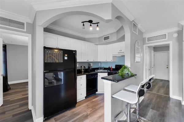 Sevilla Courts, 744 NE 14th Ave #3, Fort Lauderdale, Florida 33304, image 1