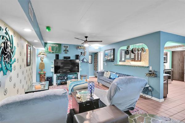 Pompano Beach Highlands, 264 NE 44th Ct, Deerfield Beach, Florida 33064, image 2