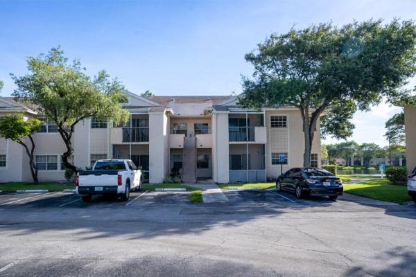 Water's Edge At Deerfield, 640 Cypress Club Way #H12, Deerfield Beach, Florida 33064, image 1