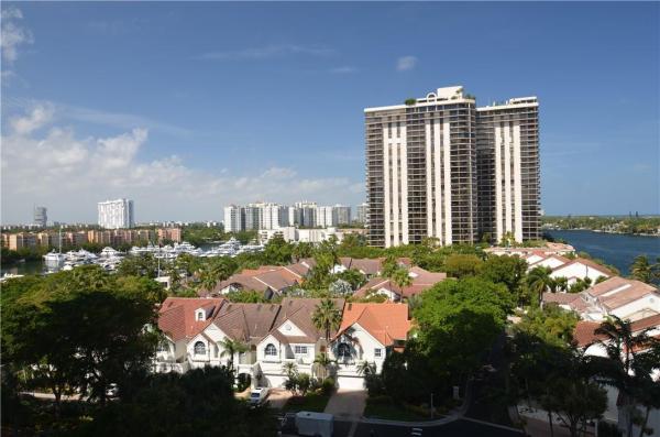 Turnberry Towers, 19355 Turnberry Way #7L, Aventura, Florida 33180, image 1