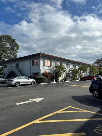 Oakland Grove Village, 649 W Oakland Park Blvd #108A, Oakland Park, Florida 33311, image 1