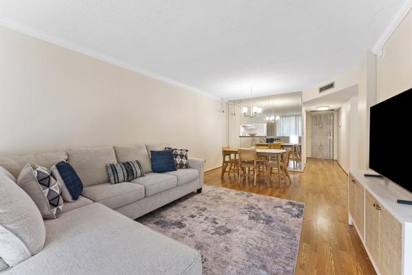 Cross Fox, 5300 NE 24th Ter #423C, Fort Lauderdale, Florida 33308, image 1