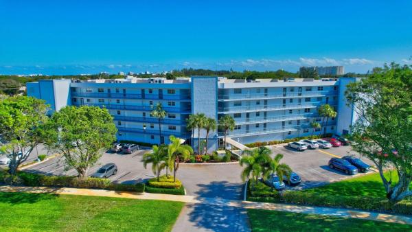 Boca Teeca, 6500 NW 2nd Ave #2130, Boca Raton, Florida 33487, image 1