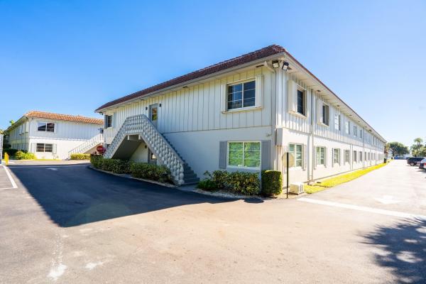 Oakland Grove Village, 659 W Oakland Park Blvd #216C, Oakland Park, Florida 33311, image 1