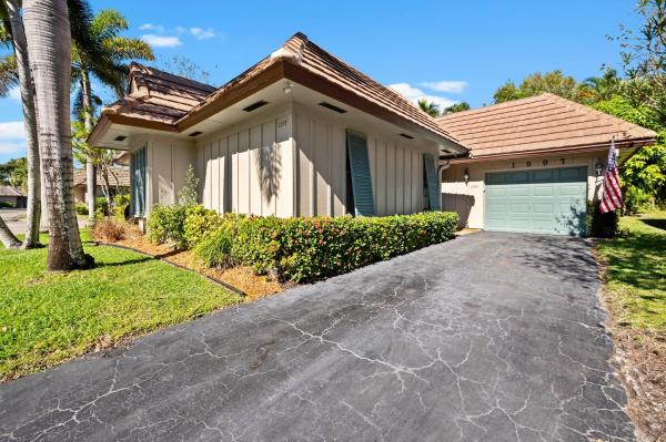 Coquina Cove Villas, 1997 Coquina Way, Coral Springs, Florida 33071, image 1