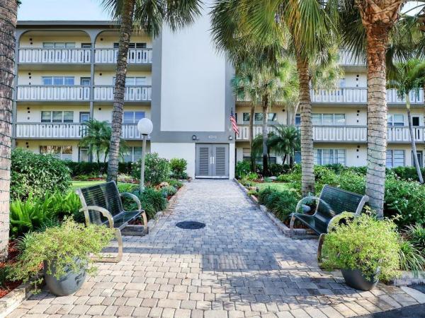 Martinique Village, 4701 Martinique Dr #H1, Coconut Creek, Florida 33066, image 1