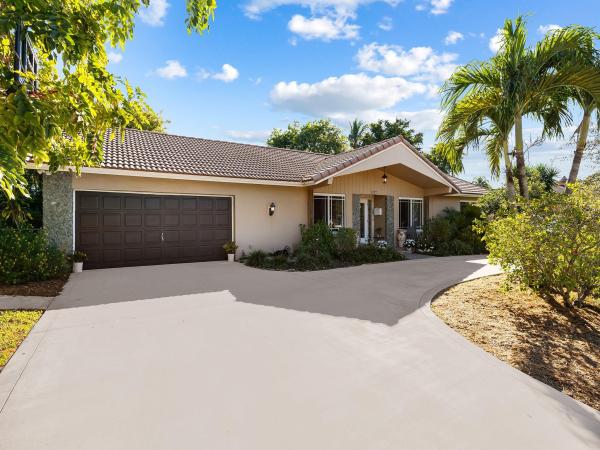 Eldorado Estates In Plantation, 560 El Dorado Pkwy, Plantation, Florida 33317, image 1