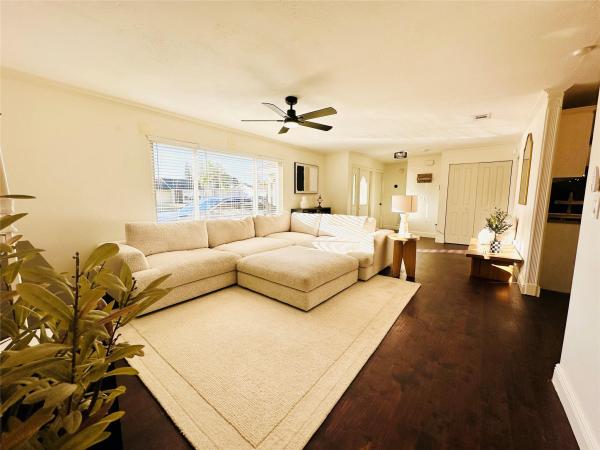 Lakes Of Lantana, 5082 Ouachita Dr, Lake Worth, Florida 33467, image 1