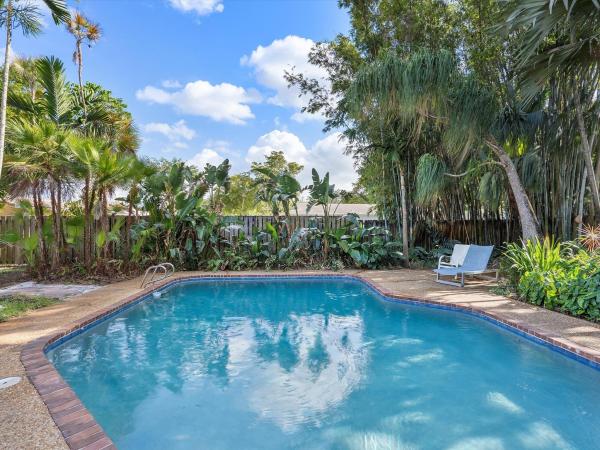 Royal Palm Estates, 940 SW 69th Ave, Plantation, Florida 33317, image 1