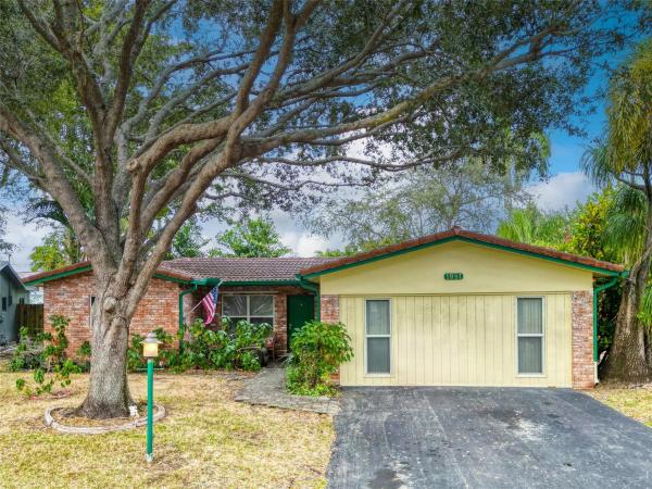 Tamarac Forest, 1981 NW 43rd Ct, Oakland Park, Florida 33309, image 1