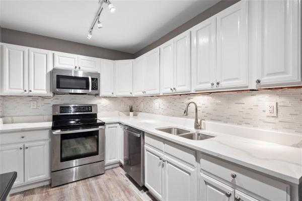 Galt Towers, 4250 Galt Ocean Dr #8N, Fort Lauderdale, Florida 33308, image 2