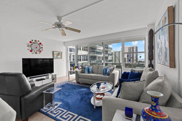 Coral Ridge Towers East, 3300 NE 36th St #1220, Fort Lauderdale, Florida 33308, image 1