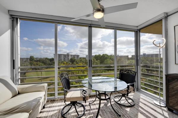 Palm-Aire Country Club 6, 3800 Oaks Clubhouse Dr #511, Pompano Beach, Florida 33069, image 1