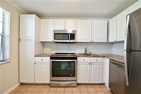 Boca Hills, 340 NW 19th St #106, Boca Raton, Florida 33432, image 1