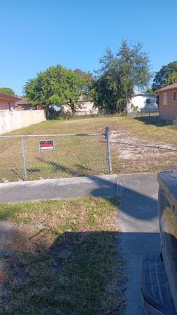 Earlington Heights, 2145 NW 47th St, Brownsville, Florida 33142, image 1