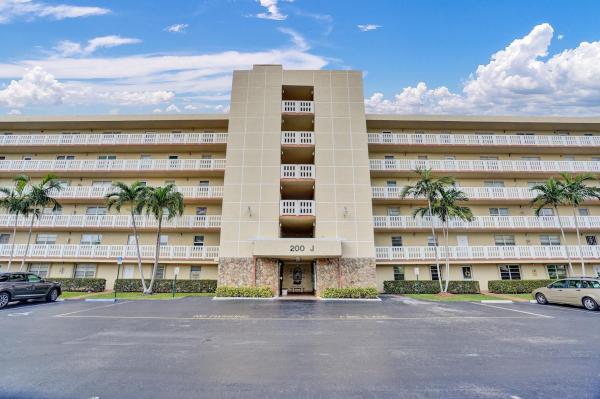 Meadowbrook Lakes View, 200 SE 5th Ave #605, Dania Beach, Florida 33004, image 1