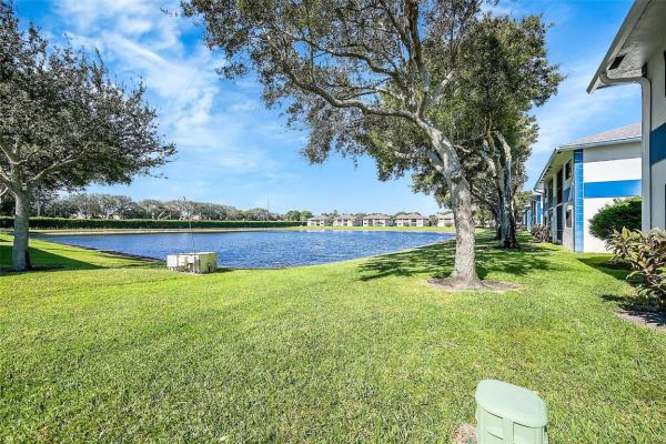 Pembridge At Lakes Of Delray, 15301 Pembridge Ave #57, Delray Beach, Florida 33484, image 3