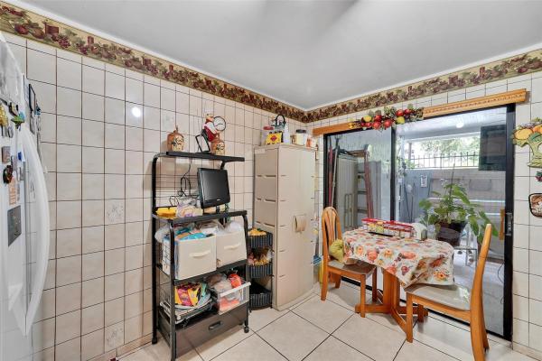 Hydra Villas At Samari Lake, 8092 NW 99th Ter, Hialeah Gardens, Florida 33016, image 2