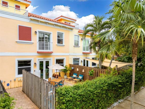 Lake Ridge, 1224 NE 18th Ave #1, Fort Lauderdale, Florida 33304, image 1
