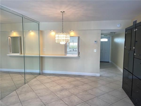 Hollybrook Golf & Tennis Club, 9410 N Hollybrook Lake Dr #310, Pembroke Pines, Florida 33025, image 1