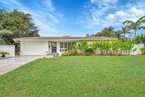 Pompano Waterway Estates, 2611 NE 53rd Ct, Lighthouse Point, Florida 33064, image 1