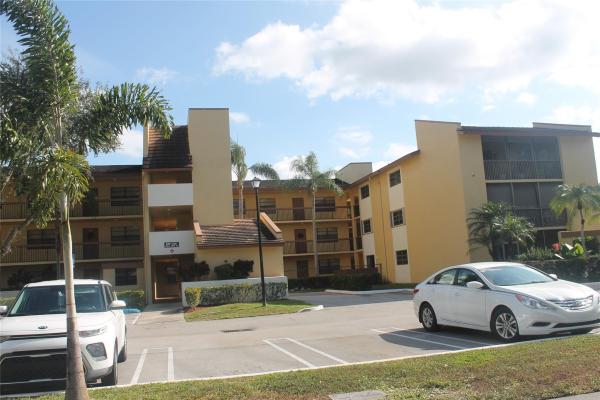 Saxon Woods, 2039 Coral Ridge Dr #304, Coral Springs, Florida 33071, image 1