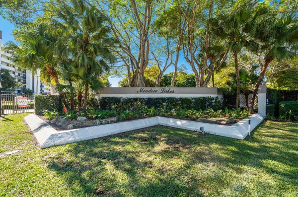 Villas At Meadow Lakes, 1244 S Military Trl #725, Deerfield Beach, Florida 33442, image 1