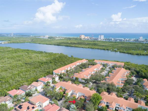 West Lake Village, 1765 Seagrape Way, Hollywood, Florida 33019, image 3